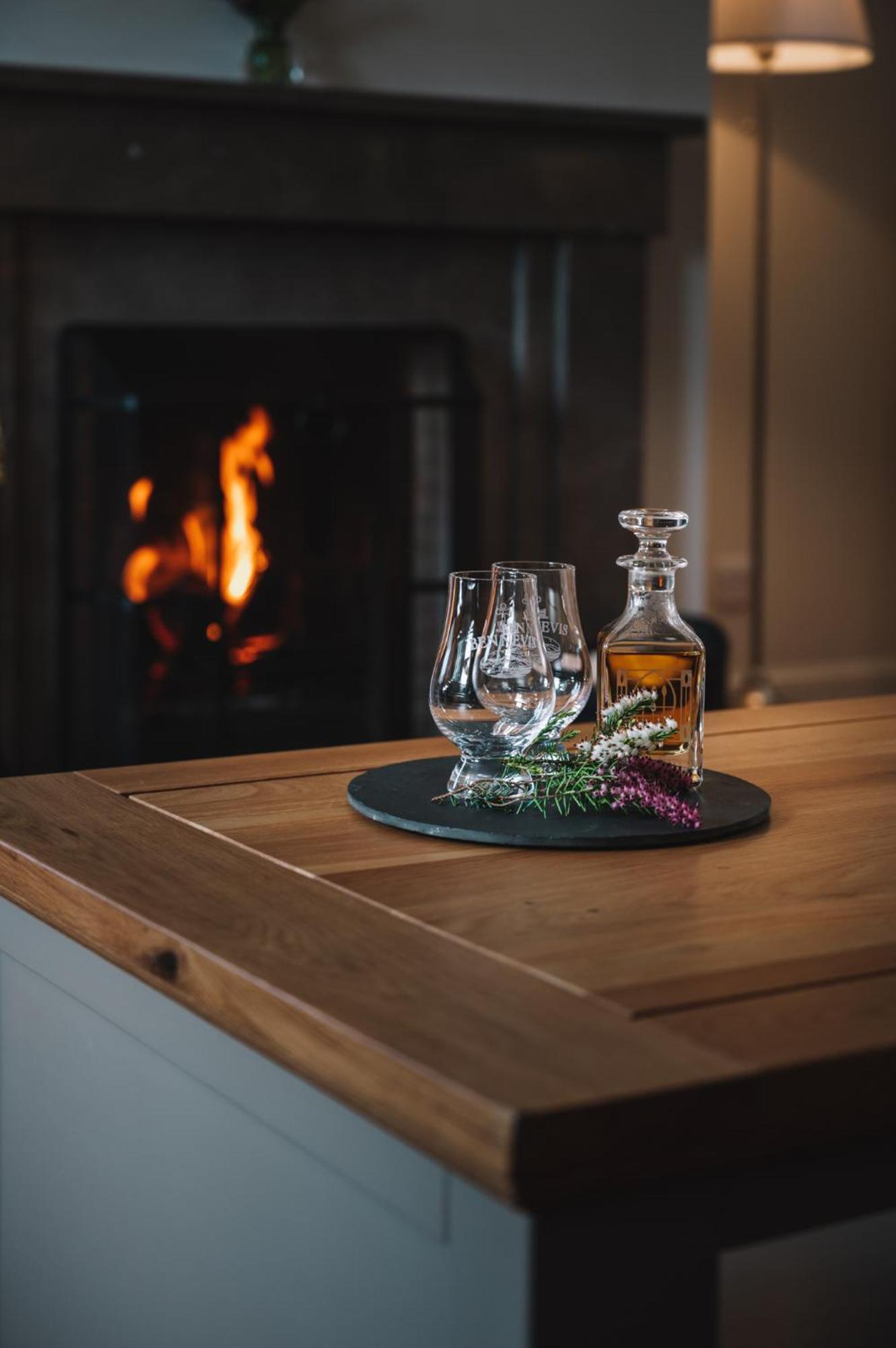 Inverskilavulin Estate Lodges فورت ويليام المظهر الخارجي الصورة