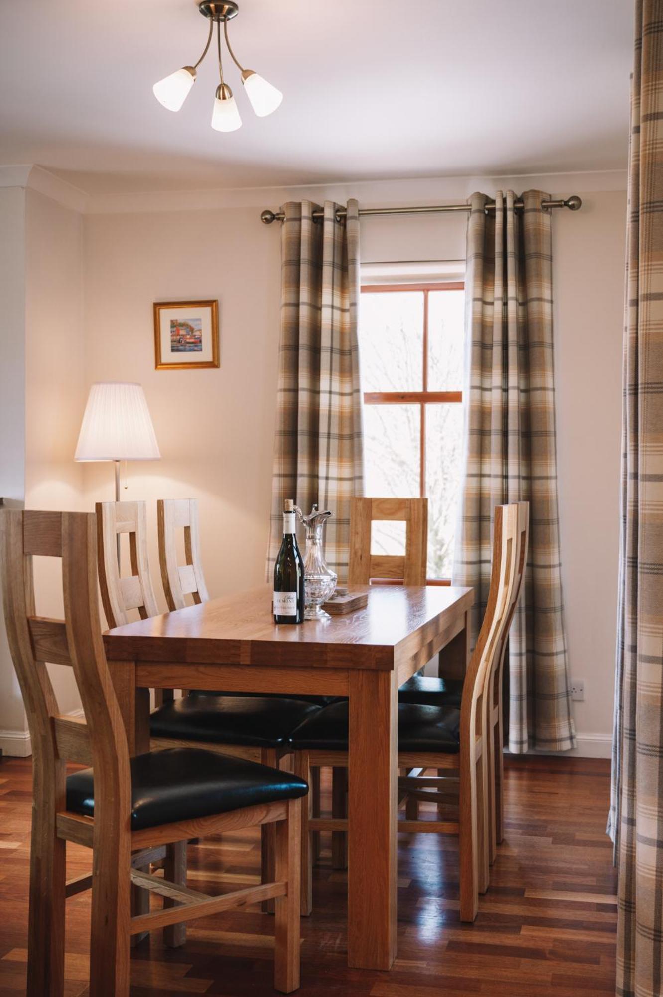 Inverskilavulin Estate Lodges فورت ويليام المظهر الخارجي الصورة